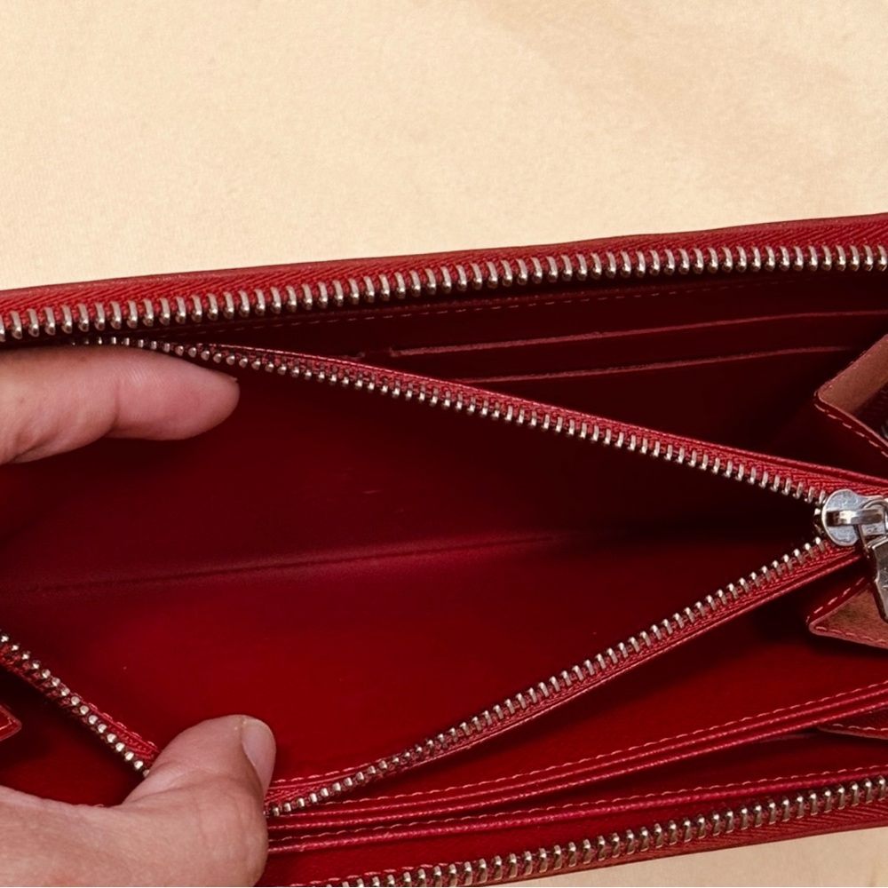 Louis Vuitton Epi Leather Zippy - Picture 10 of 12